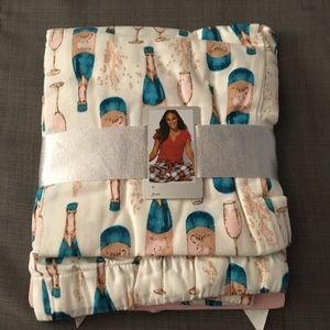 New York & Company Pajama Set